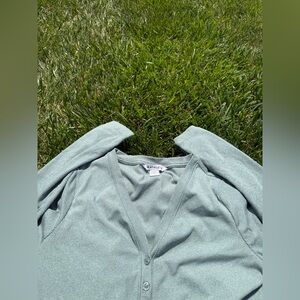 Athleta Women’s V-Neck Half Button Down